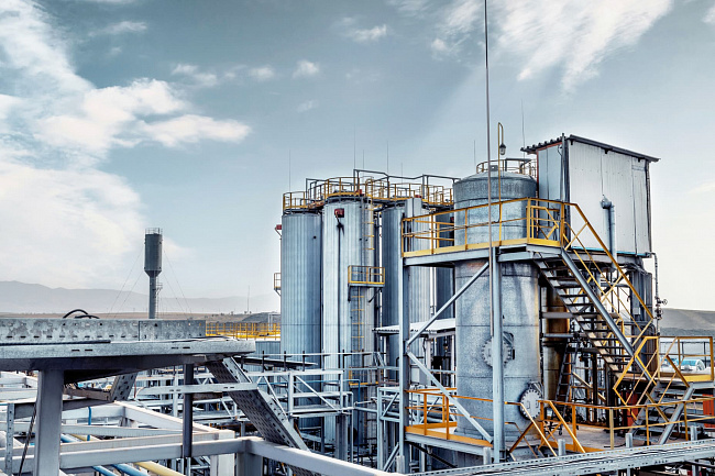 A modern approach to the production of lubricants: a full cycle from development to delivery A modern approach to the production of lubricants: a full cycle from development to delivery